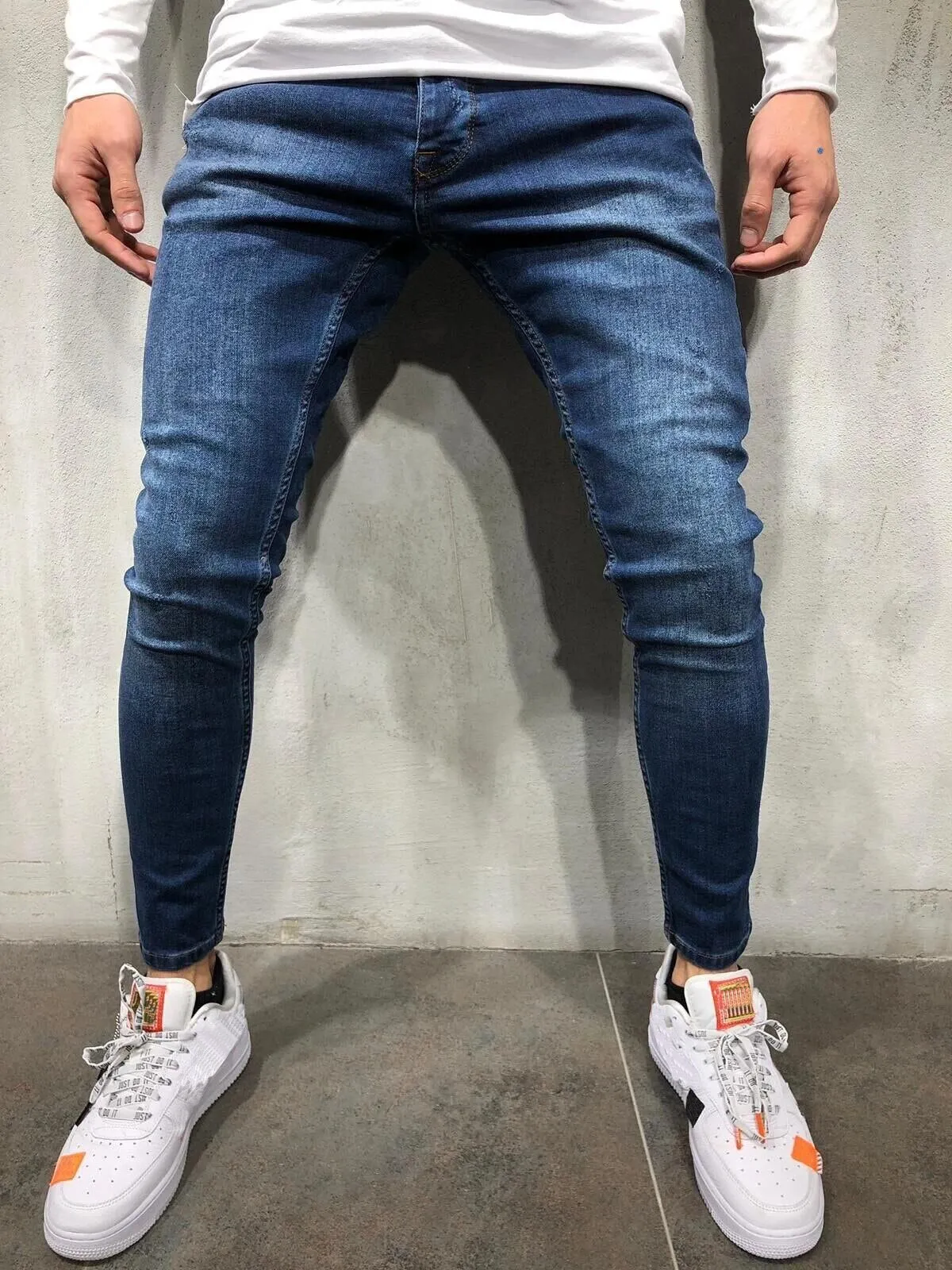 Antonios Classic Slim Jeans