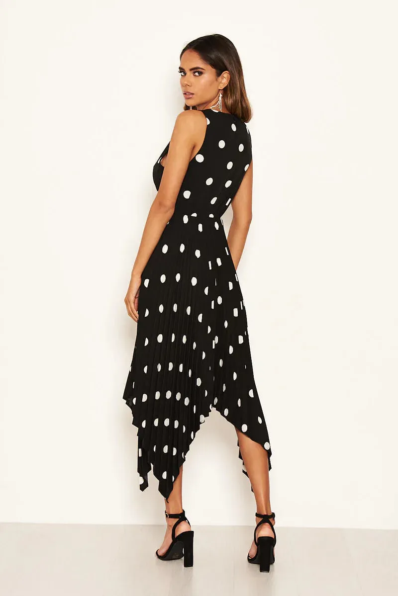 AX PARIS BLACK POLKA DOT SLEEVELESS PLEATED DRESS