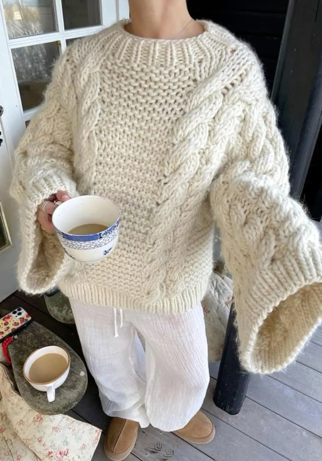 LETSVDO Women's Oversized Cable Knit Sweater Long Sleeve Crewneck Baggy Slouchy Chunky Pullover Sweaters