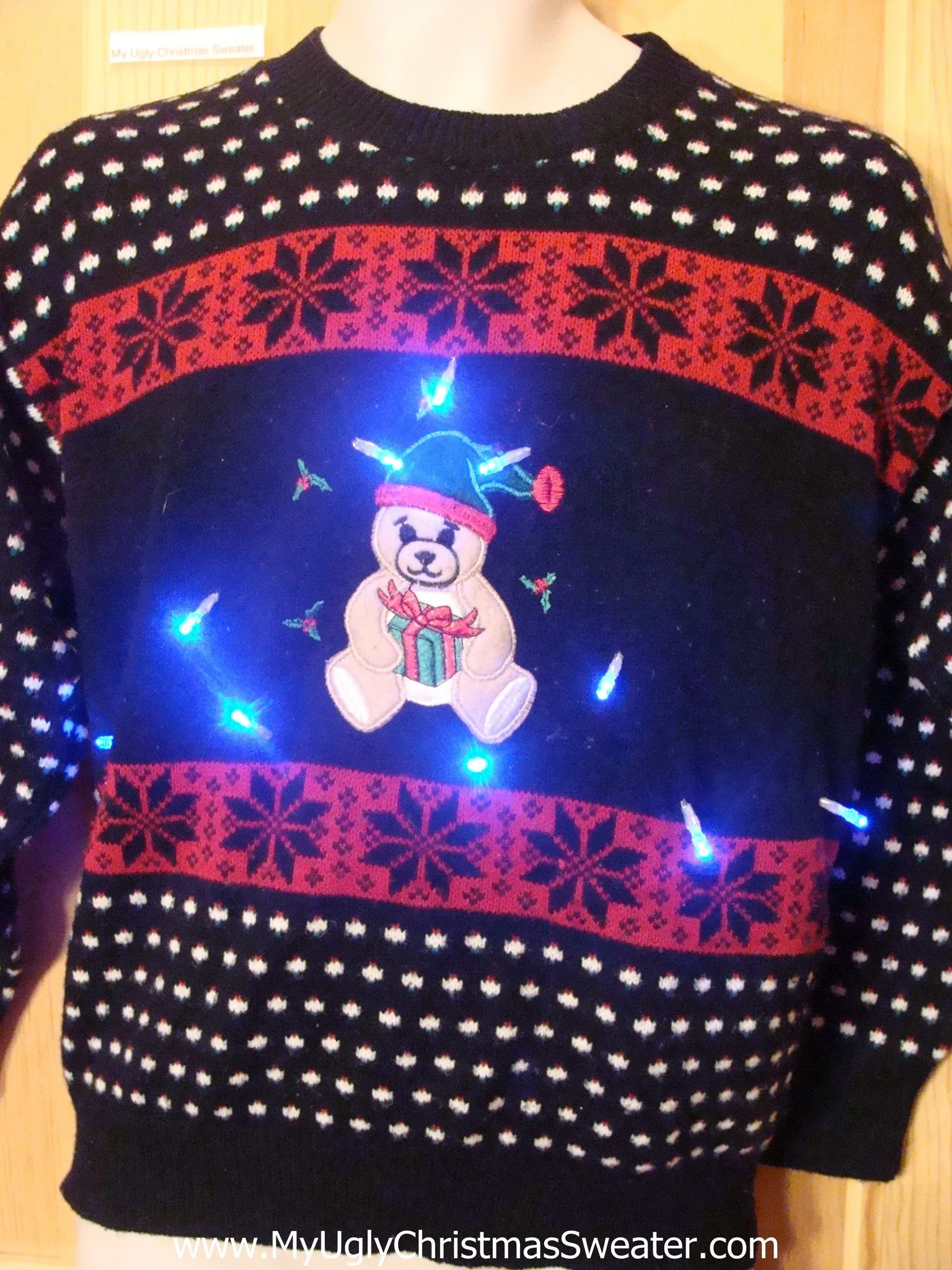 Light Up Ugly Xmas Sweater 80s Bear 2sided Nordic