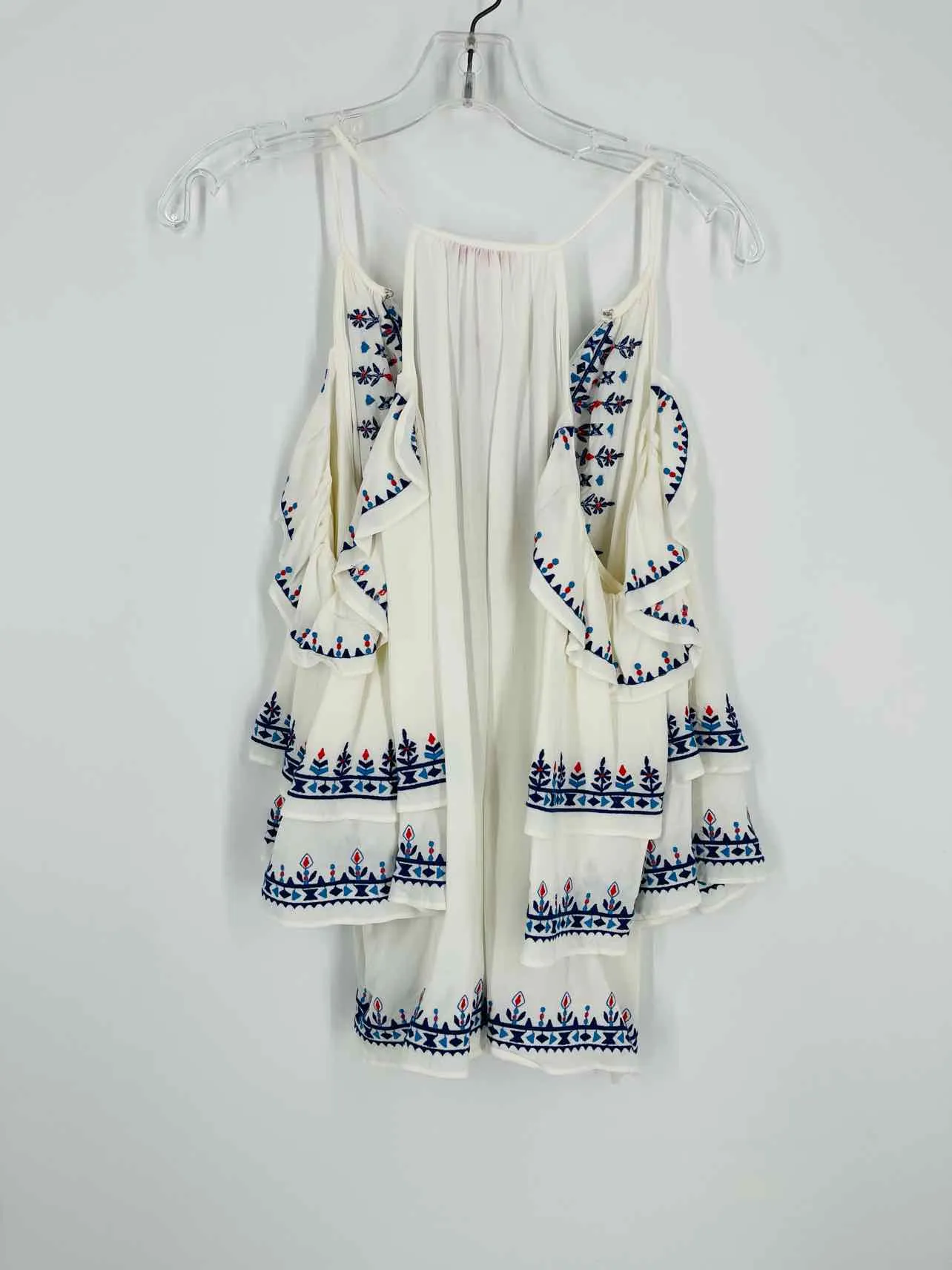 Parker Size S Wh/Bl/Rd Embroidered Cold Shoulder NEW Designer Top-3/4 Sleeve