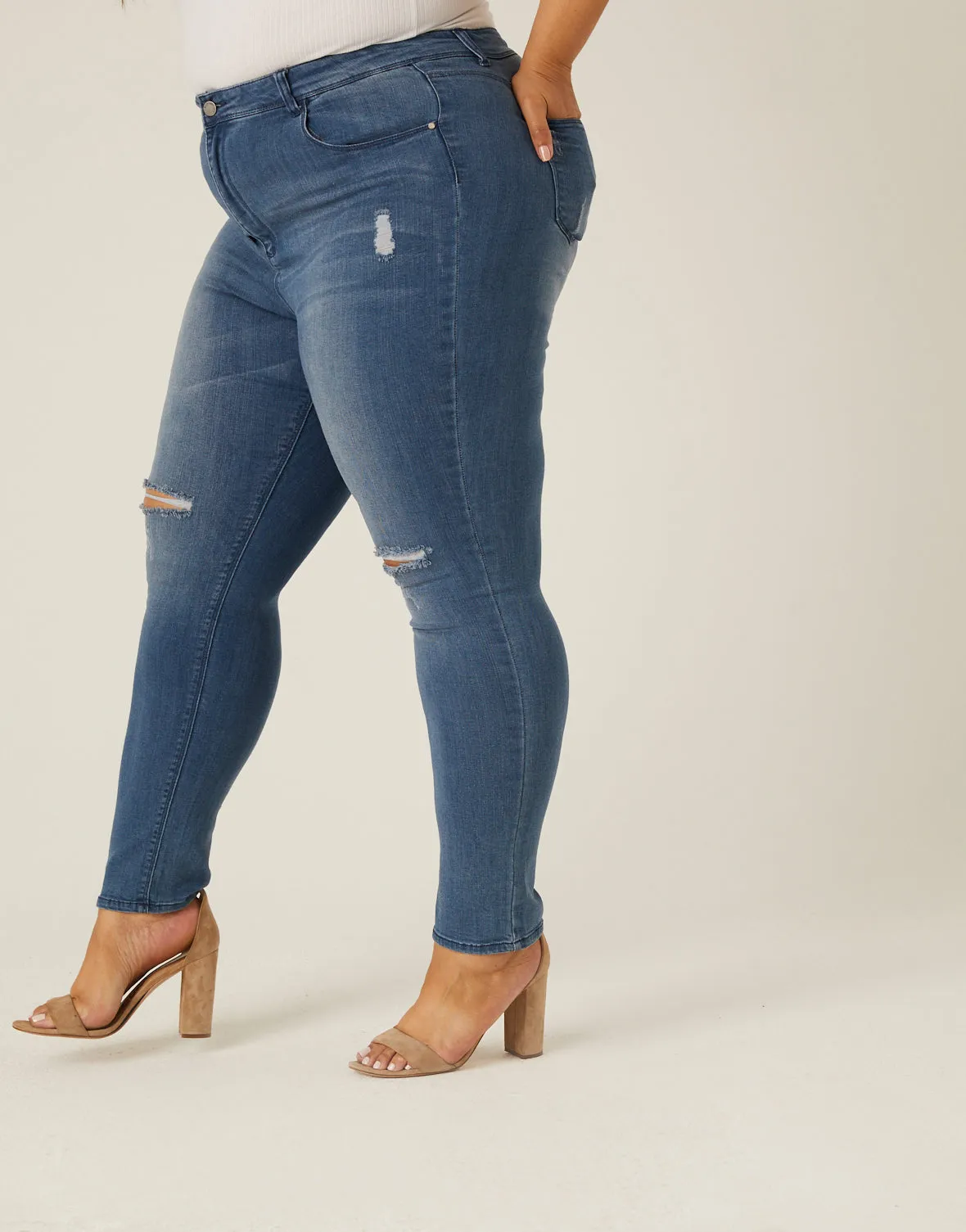 Plus Size Distressed Skinny Jeans