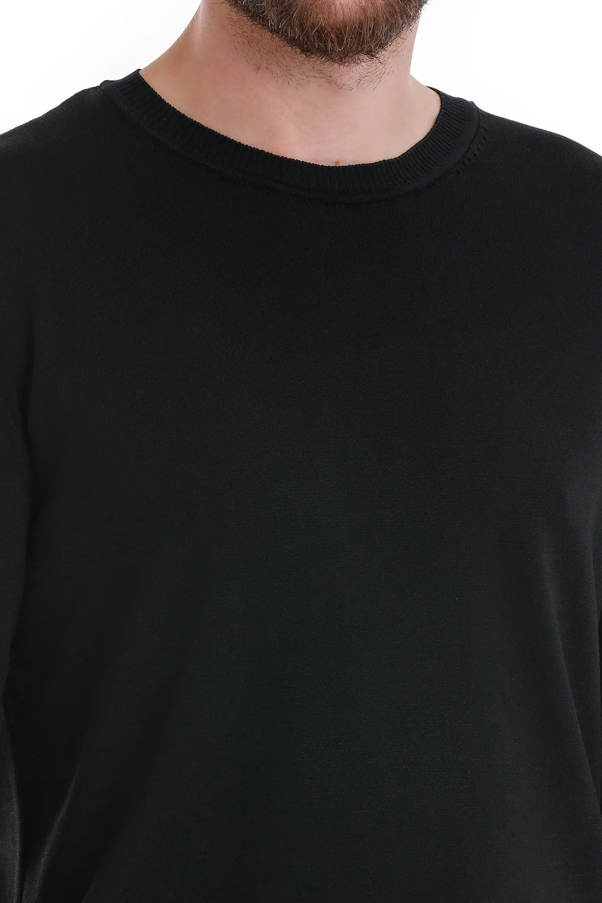 Regular Fit Black Crewneck Sweater