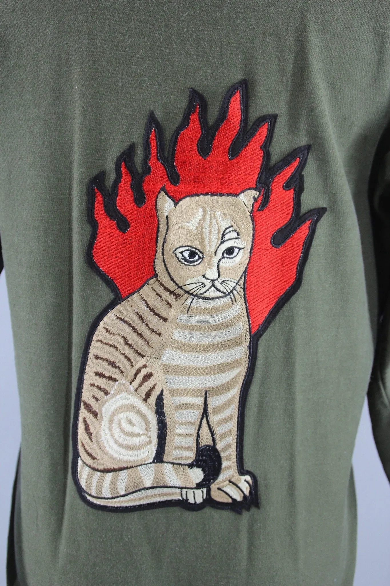 Vintage 1970s Embroidered US Army Shirt / Flaming Hell Cat Embroidery Patch