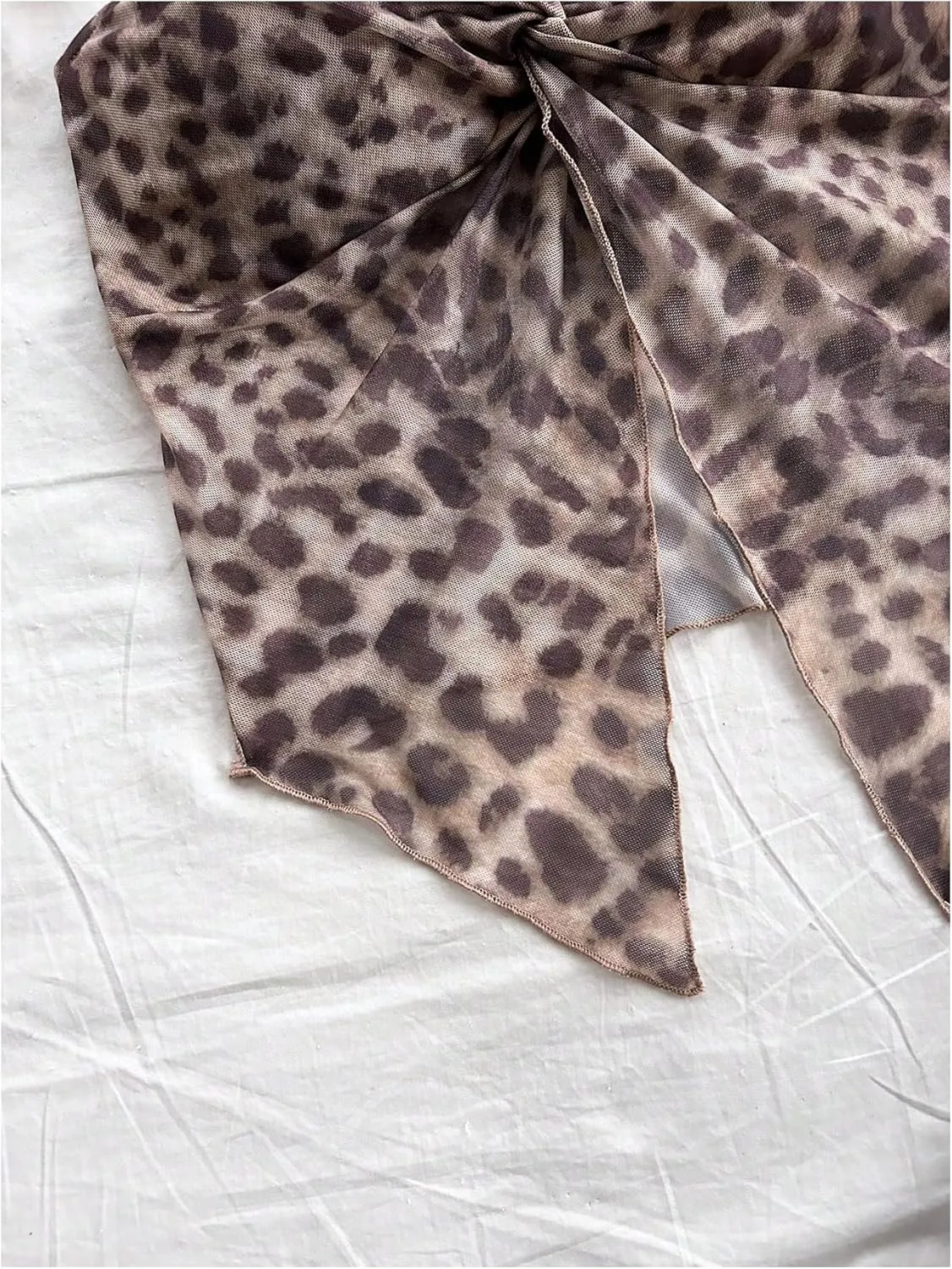 WDIRARA Women's Leopard Print Twist Tube Top Split Front Strapless Asymmetrical Bandeau Top